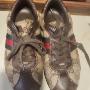 Kids boy or girl  Gucci sneakers